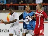 ����� ����